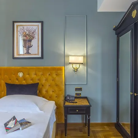 Hotel Grand Politi 4*
