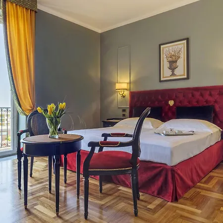 Grand Politi Hotel
